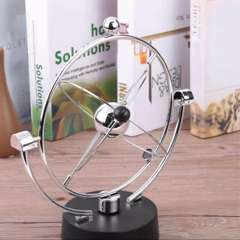 balancier-pendule-de-newton-decoration-interieur
