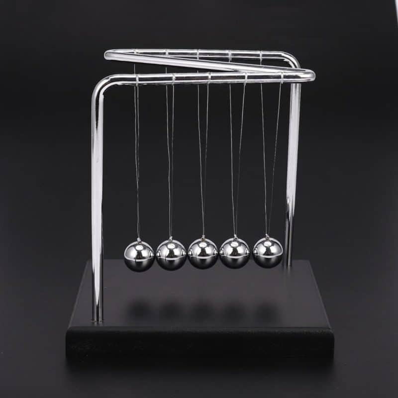 mini-pendule-de-newton-decoration-interieur